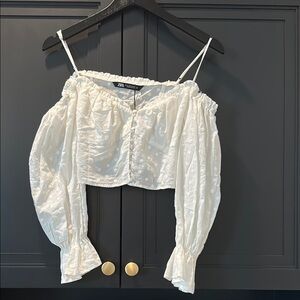 Zara White Off-Shoulder button front Women's Top
